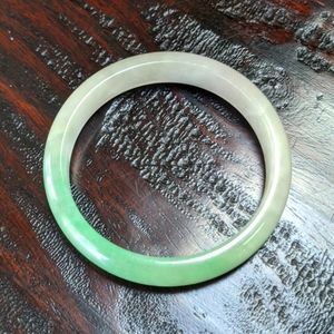 Genuine Jade Bangle Bracelet